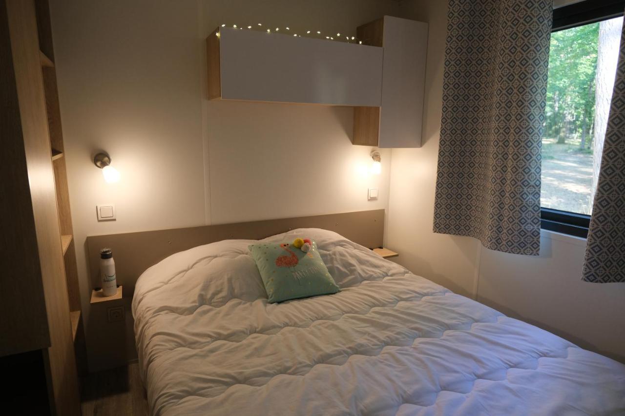 Camping Saint Michel Courtils ภายนอก รูปภาพ