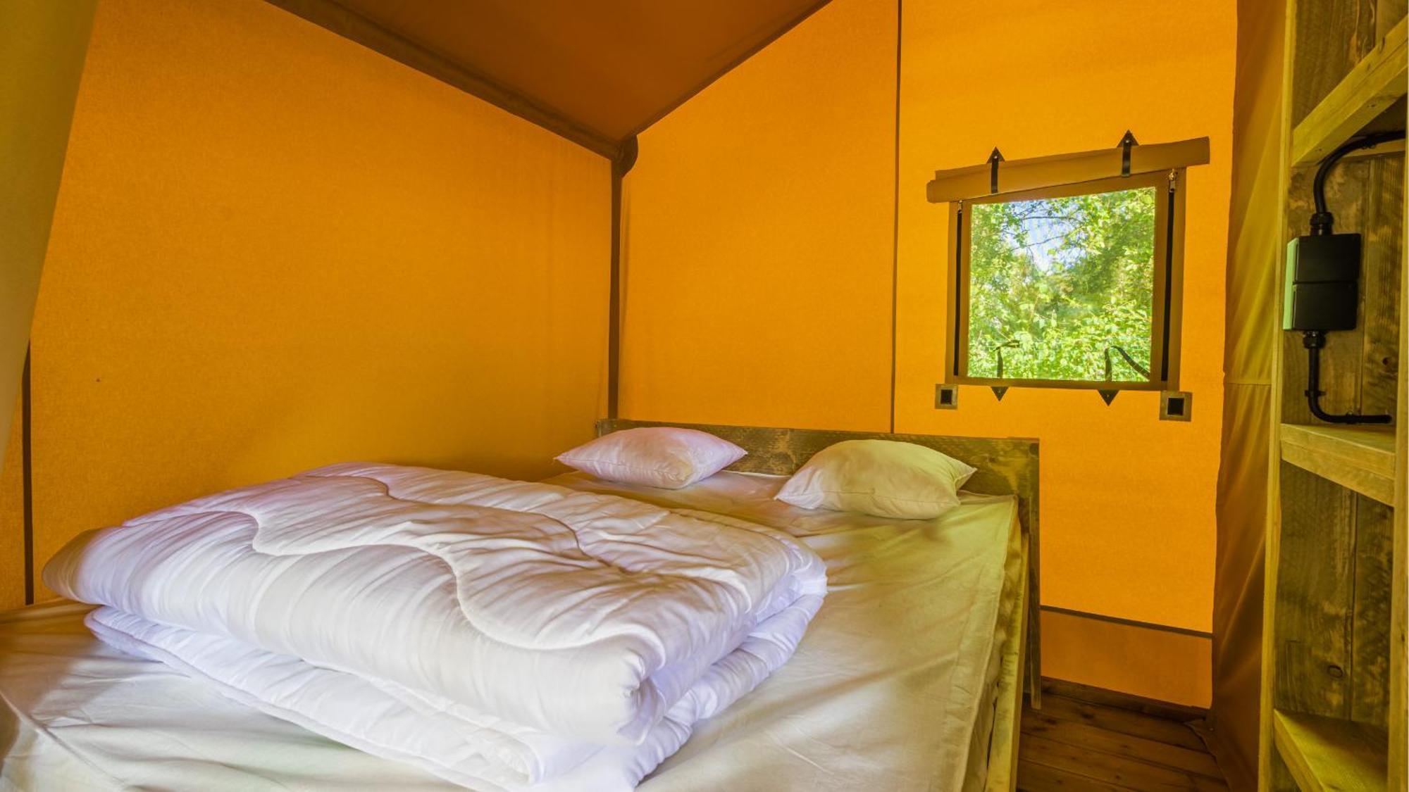 Camping Saint Michel Courtils ภายนอก รูปภาพ